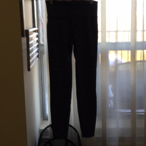 Leggings - Picture 2 of 2